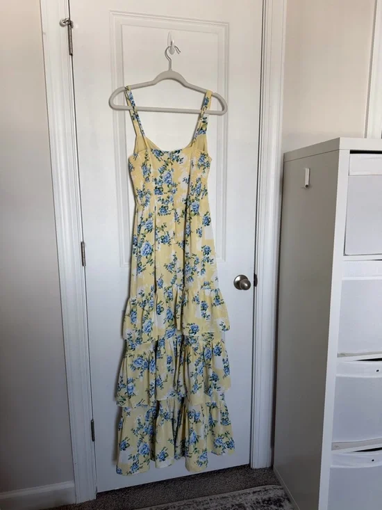 Abercrombie & Fitch Drama Ruffle Tiered Gown Pastel Yellow Floral - Picture 7 of 8